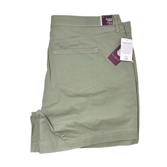 Gloria Vanderbilt Womens Green Pockets Chino Pleated Shorts Plus Sz 18 W New - Picture 6 of 10